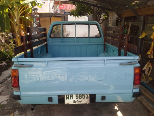 รถเรโท DATSUN720