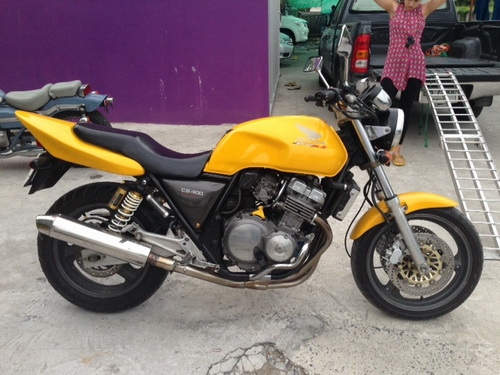 ขาย CB400 ปี93 อินวอยล์พร้อมสรรพสามิต ท่อแต่ง