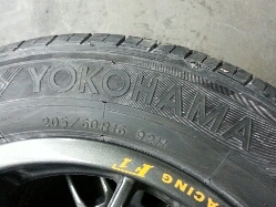 แม็ก OZ ขอบ 16 อิตารี่แท้ สภาพใหม่ พร้อมยาง โยโก ADVAN ปี 2012