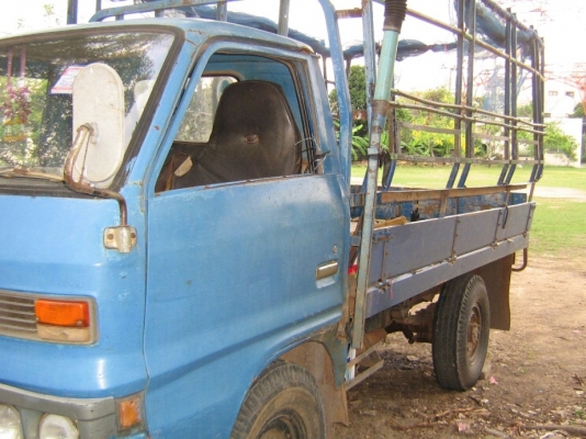 ขายด่วนรถบรรทุก4ล้อกลาง ขายด่วนรถบรรทุก4ล้อกลาง