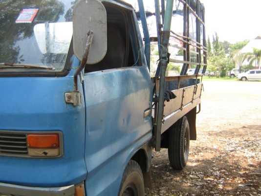 ขายด่วนรถบรรทุก4ล้อกลาง ขายด่วนรถบรรทุก4ล้อกลาง