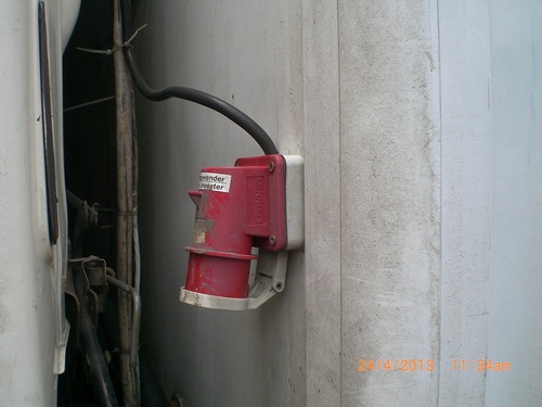 ตู้เปียก 6.40 เมตร เก่านอก พร้อมเครื่องทำความเย็น ซัมเมอร์คูลย์