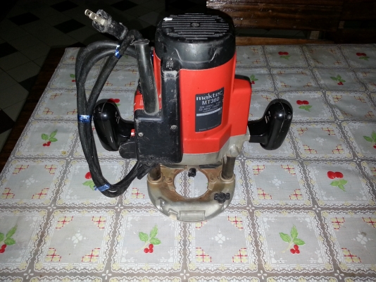 ขายเราเตอร์เจาะตกแต่งลายไม้ทำงานได้หลากหลายสภาพสวยๆครับ ขายเราเตอร์เจาะตกแต่งลายไม้ทำงานได้หลากหลายสภาพสวยๆครับ