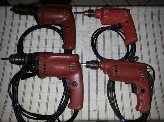 ขายสว่านไฟฟ้า2-4หุนยี่ห้อmaktecจำนวน4ตัวครับ