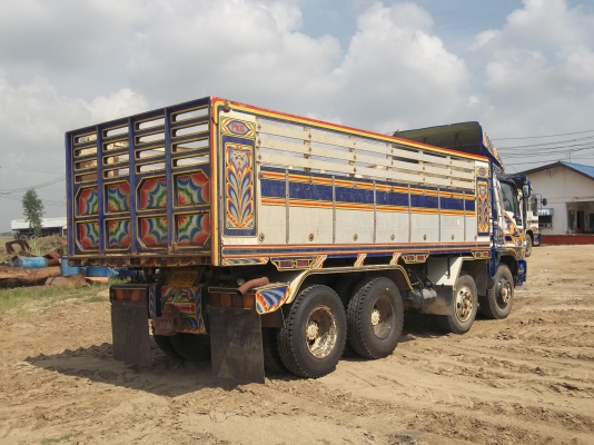 ขายด่วนรถบรรทุก 12 ล้อHINOไฮเทคเครื่อง p11c กระบะดั้มปรีเนียม