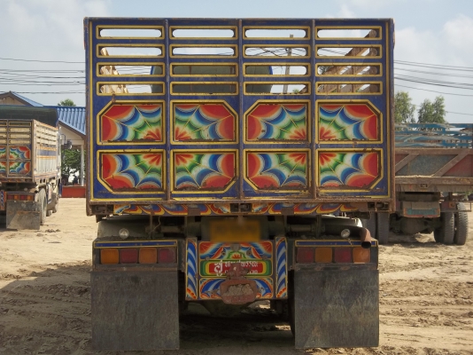 ขายด่วนรถบรรทุก 12 ล้อHINOไฮเทคเครื่อง p11c กระบะดั้มปรีเนียม