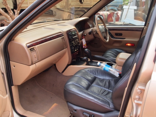 ขายรถ JEEP  GRAND CHEROKEE 4.0  LIMITED  ปี 2000  เกียร์ออโต้