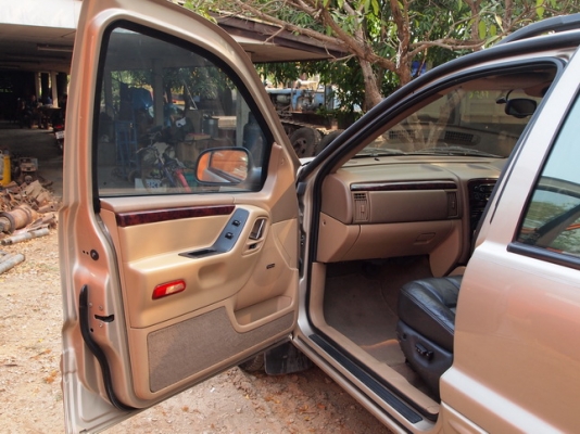 ขายรถ JEEP  GRAND CHEROKEE 4.0  LIMITED  ปี 2000  เกียร์ออโต้