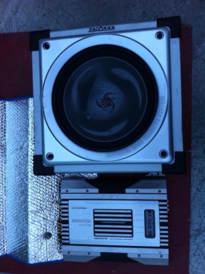 ขายพาวเวอร์กับตู้ซับ kenwood ตัดใจแล้วคับ 7,000 ไปเล้ย