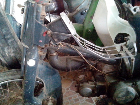 ขายซีถังแยก สามคันคันละ 7800 สนใจติดต่อ สภาพสวยทุกคัน ขายซีถังแยก สามคันคันละ 7800 สนใจติดต่อ สภาพสวยทุกคัน