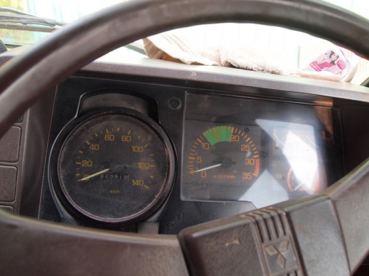 ขายรถบรรทุก10ล้อ2เพลา MITSUBISHI FN527 195 แรง เครื่องดี คัสชีส์สวยมากเลย