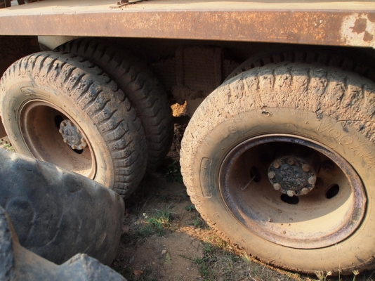 ขายรถบรรทุก10ล้อ2เพลา MITSUBISHI FN527 195 แรง เครื่องดี คัสชีส์สวยมากเลย