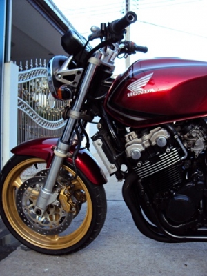 ขาย CB400 TEC.1 สภาพสวยๆ เรี่ยมๆ คับ เชิญคับ 88,000 บาท ฿