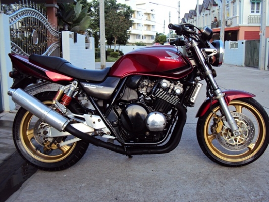 ขาย CB400 TEC.1 สภาพสวยๆ เรี่ยมๆ คับ เชิญคับ 88,000 บาท ฿