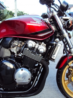 ขาย CB400 TEC.1 สภาพสวยๆ เรี่ยมๆ คับ เชิญคับ 88,000 บาท ฿