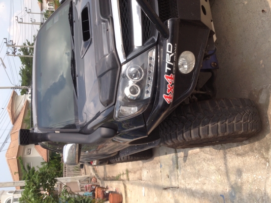 ขายรถวีโก้สีดำยกสูง