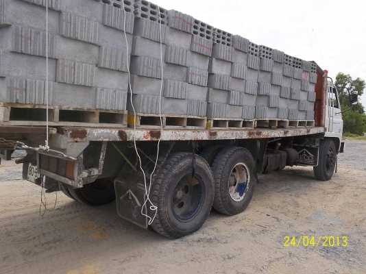 ขาย10ล้อ  พื้นเรียบ JCM  มีดั้มได้  เพลาเดียว  165แรง พร้อมบรรทุก