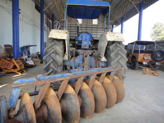 ฟอร์ด-5000 77แรง เรื่องฟิตใหม่ ผาน7+ใบดัน พร้อมทะเบียนโอน((086-2126921))