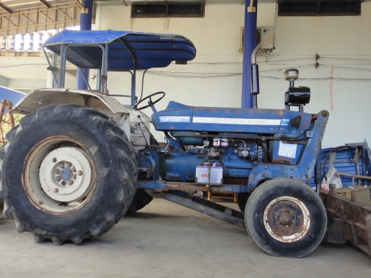 ฟอร์ด-5000 77แรง เรื่องฟิตใหม่ ผาน7+ใบดัน พร้อมทะเบียนโอน((086-2126921))