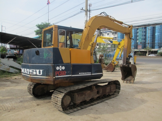 PC60-5 รถนอกสภาพสวย ระบบดี PC60-5 รถนอกสภาพสวย ระบบดี