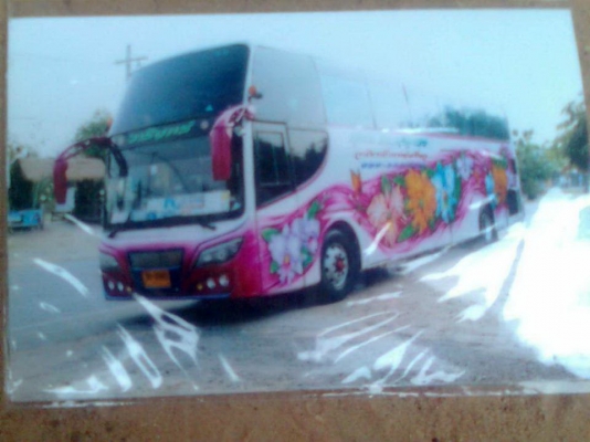 รถทัวร์แอร์   มีเครื่องเสียง ระไฟฟ้าทั้งคัน