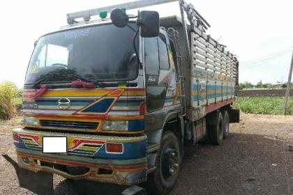 10ล้อดั้มHINO 2K260ปี 46ดั้มมิเนียมข้างเรียบ+บาร์อ้อย