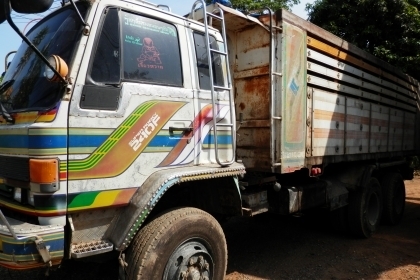 10ล้อดั้มISUZU ROCK240F เครื่องP11(320แรงม้า)มีระบบลากลู