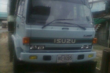 (ขายดาวน์) 10ล้อดั้ม ISUZU ROCK 210เกียร์สโลยกยาง80\%