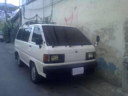 ขายรถตู้เล็กโตโยต้า ไลท์เอท