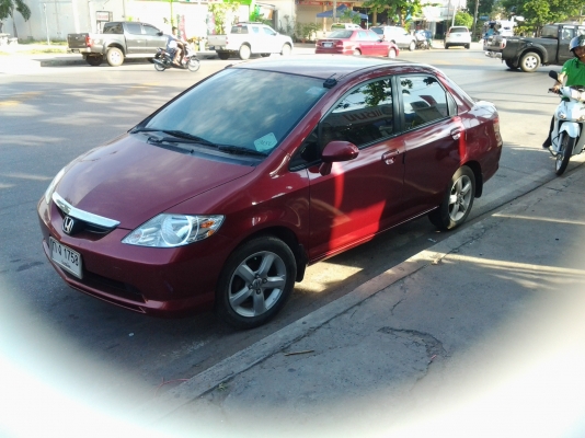 ขาย HONDA CITY ปี 46 สวยจัด กระจกไฟฟ้า เกียรืธรรมดา พวงมลัยpowe ยอดจัด 280000