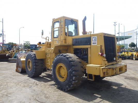 ให้เช่ารถตัก พร้อมคนขับ ทั้งรายวัน และ รายเดือน