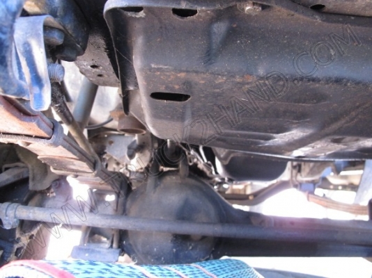 รถกระบะ ยี่ห้อ TOYOTA ขับเคลื่อน 4 ล้อ 2 เพลา