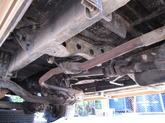 รถกระบะ ยี่ห้อ TOYOTA ขับเคลื่อน 4 ล้อ 2 เพลา