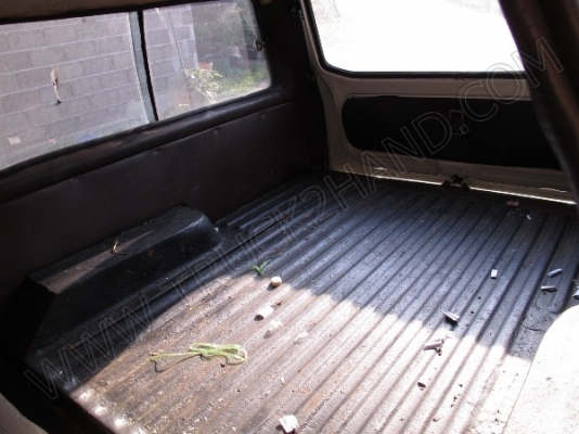 รถกระบะ ยี่ห้อ TOYOTA ขับเคลื่อน 4 ล้อ 2 เพลา