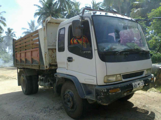 6 ล้อดั้มใหญ่ ISUZU DEGA FTR33F เครื่อง 6HH1 กำลัง 210 แรง มืเดียวจากห้าง