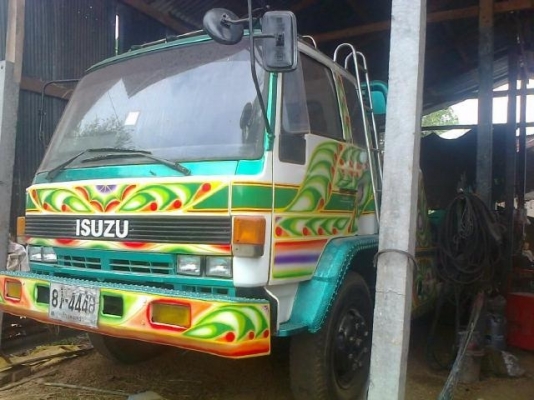 ISUZU JCM 175 HP 6BG1 รถหางปลาสิบล้อเพลาเดียว หัวเก๋งร็อกกี้แล็ปลายสวยทั้งคัน ภายในเก๋งคอนโซลสวยครบ พวงมาลัยเพาเวอร์ ช่วงล่างคัชซีสวยไม่มีดาม ยางสภาพดี 70\% พร้อมใช้งาน เอกสารเล่มทะเบียนครบพร้อมโอน ราคาต่อรองได้ครับ ISUZU JCM 175 HP 6BG1 รถหางปลาสิบล้อเพลาเดียว หัวเก๋งร็อกกี้แล็ปลายสวยทั้งคัน ภายในเก๋งคอนโซลสวยครบ พวงมาลัยเพาเวอร์ ช่วงล่างคัชซีสวยไม่มีดาม ยางสภาพดี 70\% พร้อมใช้งาน เอกสารเล่มทะเบียนครบพร้อมโอน ราคาต่อรองได้ครับ