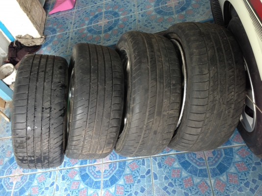 W work ขอบ17 พร้อมยาง 245/50 สภาพดี W work ขอบ17 พร้อมยาง 245/50 สภาพดี