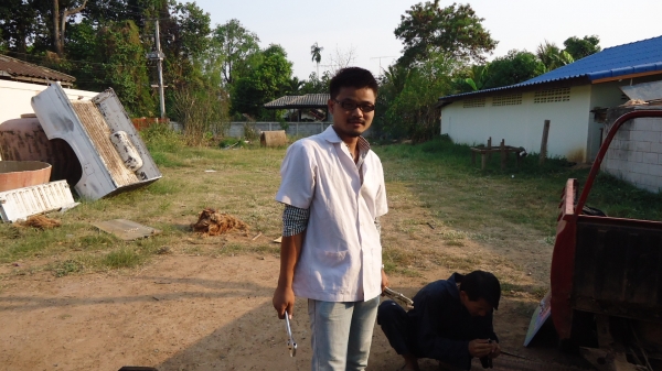 โลโก้ท้ายรถโฮเด้น