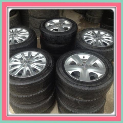 ขายแม็กเดิมมือ2 NEW VIOS 12 ก้าน ขอบ 15 4/100 +ยางปี10 ราคา 9,500. บาทถูก