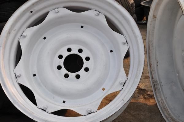 กะทะล้อแทรคเตอร์(รถไถ) ยางใหม่ ราคาถูก คูโบต้า ฟอร์ด จอนเดียร์ กะทะล้อแทรคเตอร์(รถไถ) ยางใหม่ ราคาถูก คูโบต้า ฟอร์ด จอนเดียร์