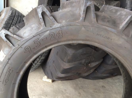 กะทะล้อแทรคเตอร์(รถไถ) ยางใหม่ ราคาถูก คูโบต้า ฟอร์ด จอนเดียร์ กะทะล้อแทรคเตอร์(รถไถ) ยางใหม่ ราคาถูก คูโบต้า ฟอร์ด จอนเดียร์