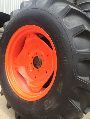 กะทะล้อแทรคเตอร์(รถไถ) ยางใหม่ ราคาถูก คูโบต้า ฟอร์ด จอนเดียร์ กะทะล้อแทรคเตอร์(รถไถ) ยางใหม่ ราคาถูก คูโบต้า ฟอร์ด จอนเดียร์