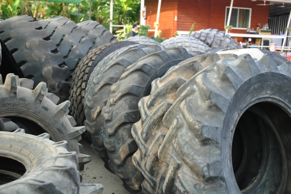 กะทะล้อแทรคเตอร์(รถไถ) ยางใหม่ ราคาถูก คูโบต้า ฟอร์ด จอนเดียร์ กะทะล้อแทรคเตอร์(รถไถ) ยางใหม่ ราคาถูก คูโบต้า ฟอร์ด จอนเดียร์