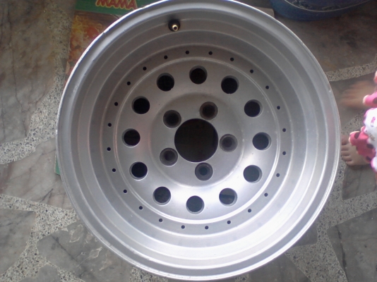 ล้อหยดน้ำ 5 รู 114.3 15x8.5 ล้อหยดน้ำ 5 รู 114.3 15x8.5
