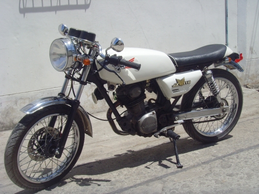 ขาย/แลก Hondaคาเฟ่ 125cc.สภาพงามๆพร้อมออกทริป ราคา 15900 บาท