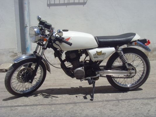 ขาย/แลก Hondaคาเฟ่ 125cc.สภาพงามๆพร้อมออกทริป ราคา 15900 บาท