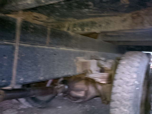 รถนิสสัน 6 ล้อ รั่ว 175 แรงม้า  สนใจติดต่อ 081 - 6079515