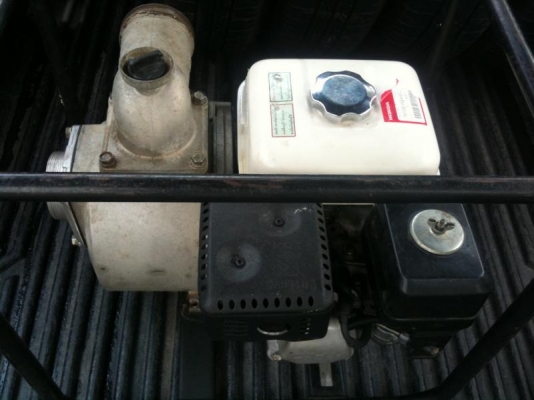 ปั๊มน้ำเพื่อการเกษตร 3 นิ้ว สภาพสวยครับ ราคาไม่แพงส่งได้