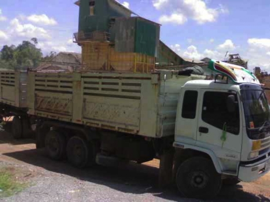 รถอิซูซุ 10 ล้อดั๊ม FXZ 270 แรงม้า ปี 48 ( ขายแม่ลูก ) สนใจติดต่อ 081 - 6079515