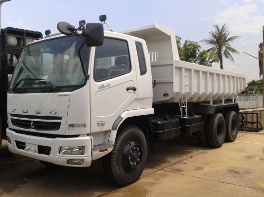 รถบรรทุกฟูโซ่สิบล้อดั้มพ์หางแมงป่องสามมิตร พร้อมส่งมอบ